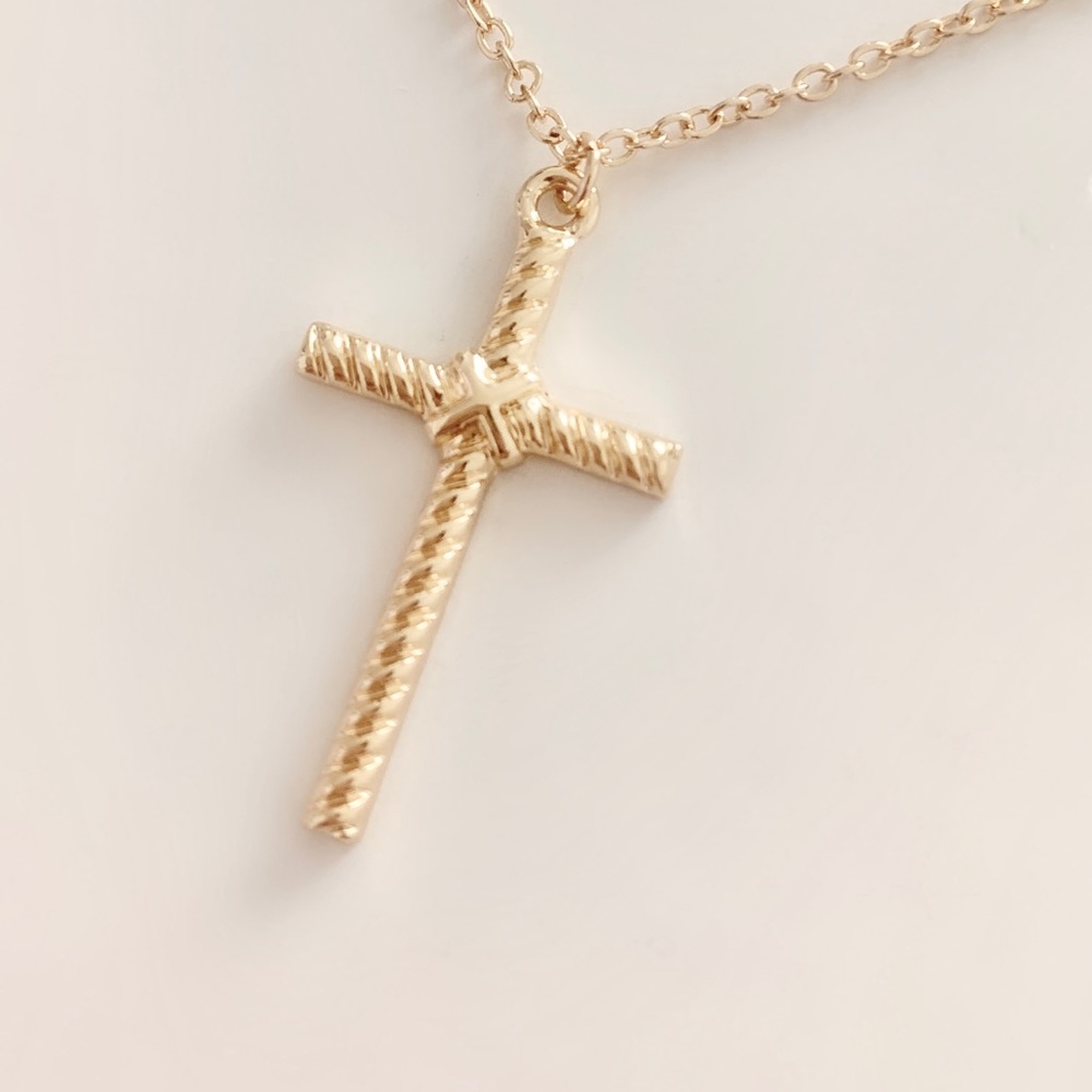 Gold Cross Pendant Necklace